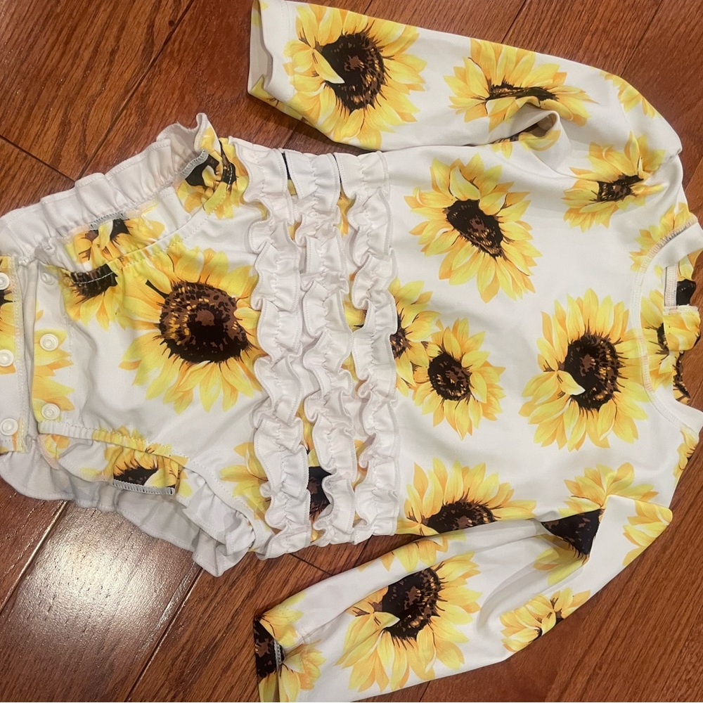 Sunflower one-piece ruffle toddler rashguard with clip bottom size 18-3T